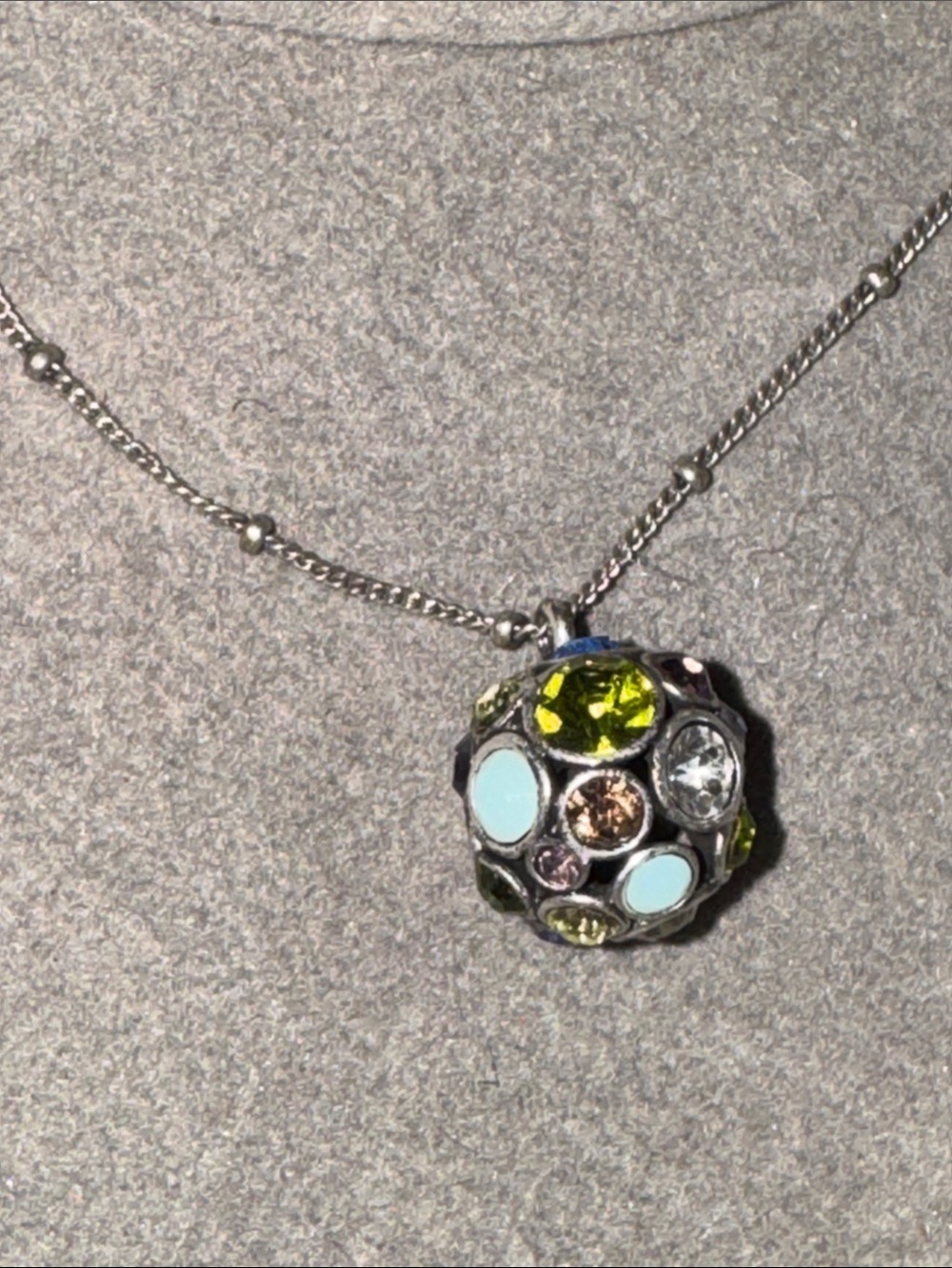 Women’sFossil Silver-Tone 3-D Multi-Stone Pendant Necklace